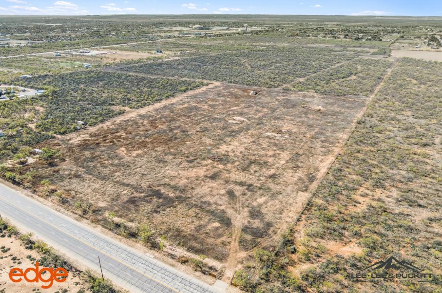 5424 Highway 208 Photo