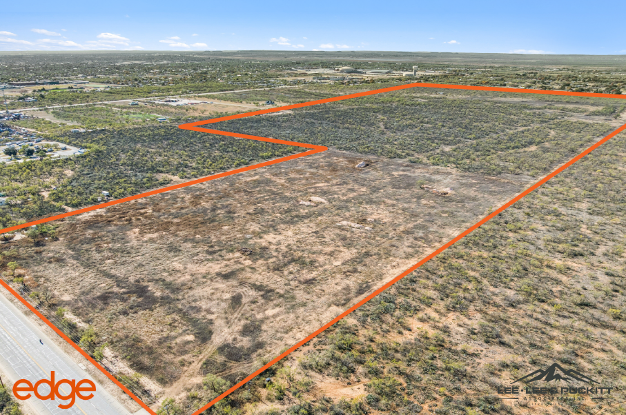 5424 Highway 208 Photo