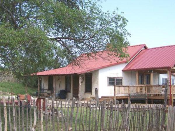 Foster Briscoe Ranch Photo