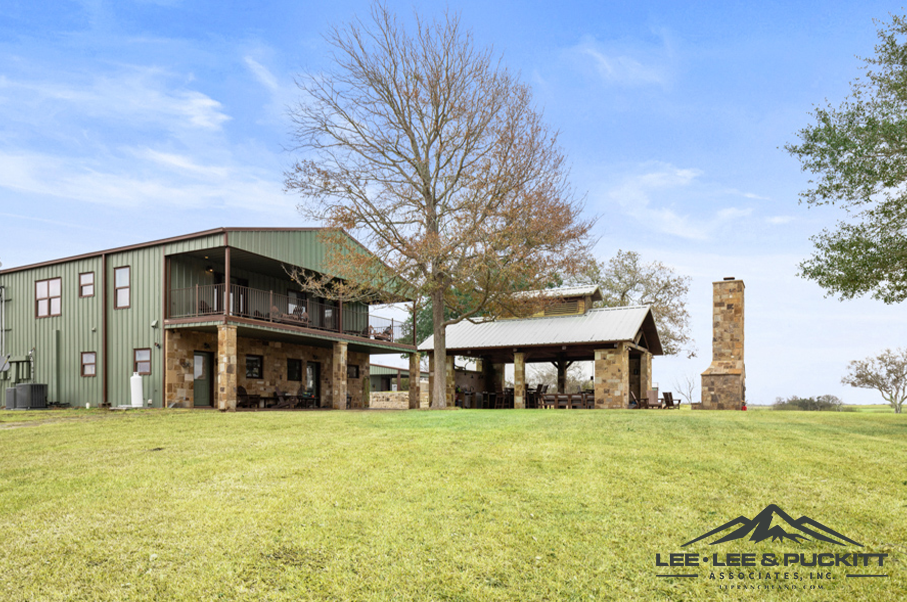 Austin Trophy Whitetail Ranch Photo